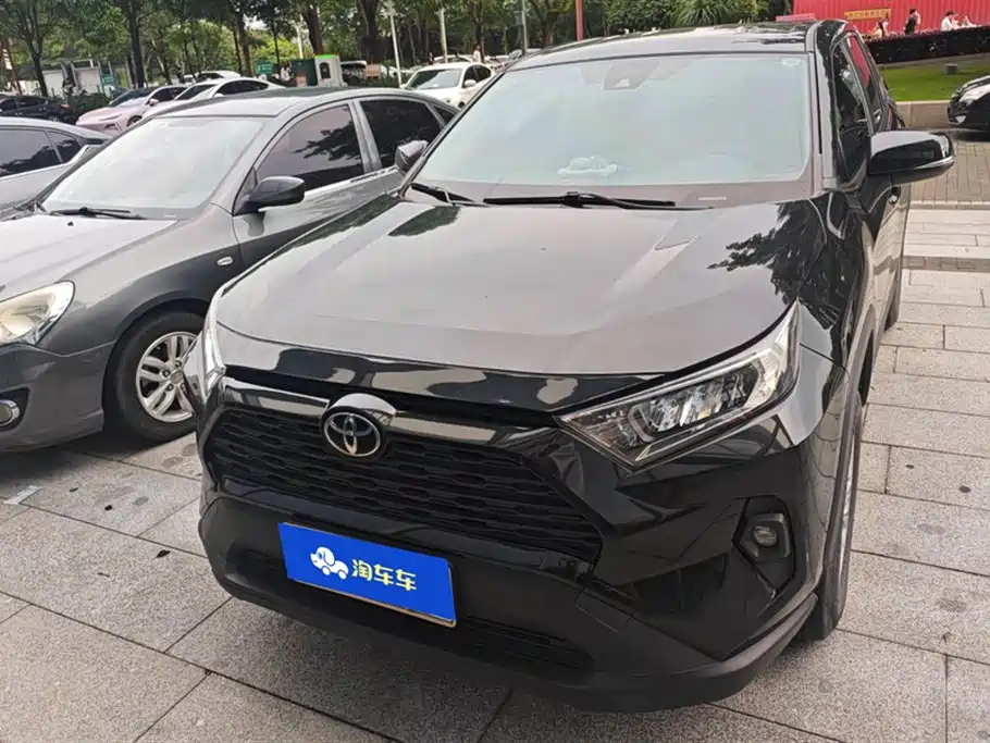 Toyota RAV4 Rongfang 2023 2.0L CVT 2WD Urban Edition фото 2