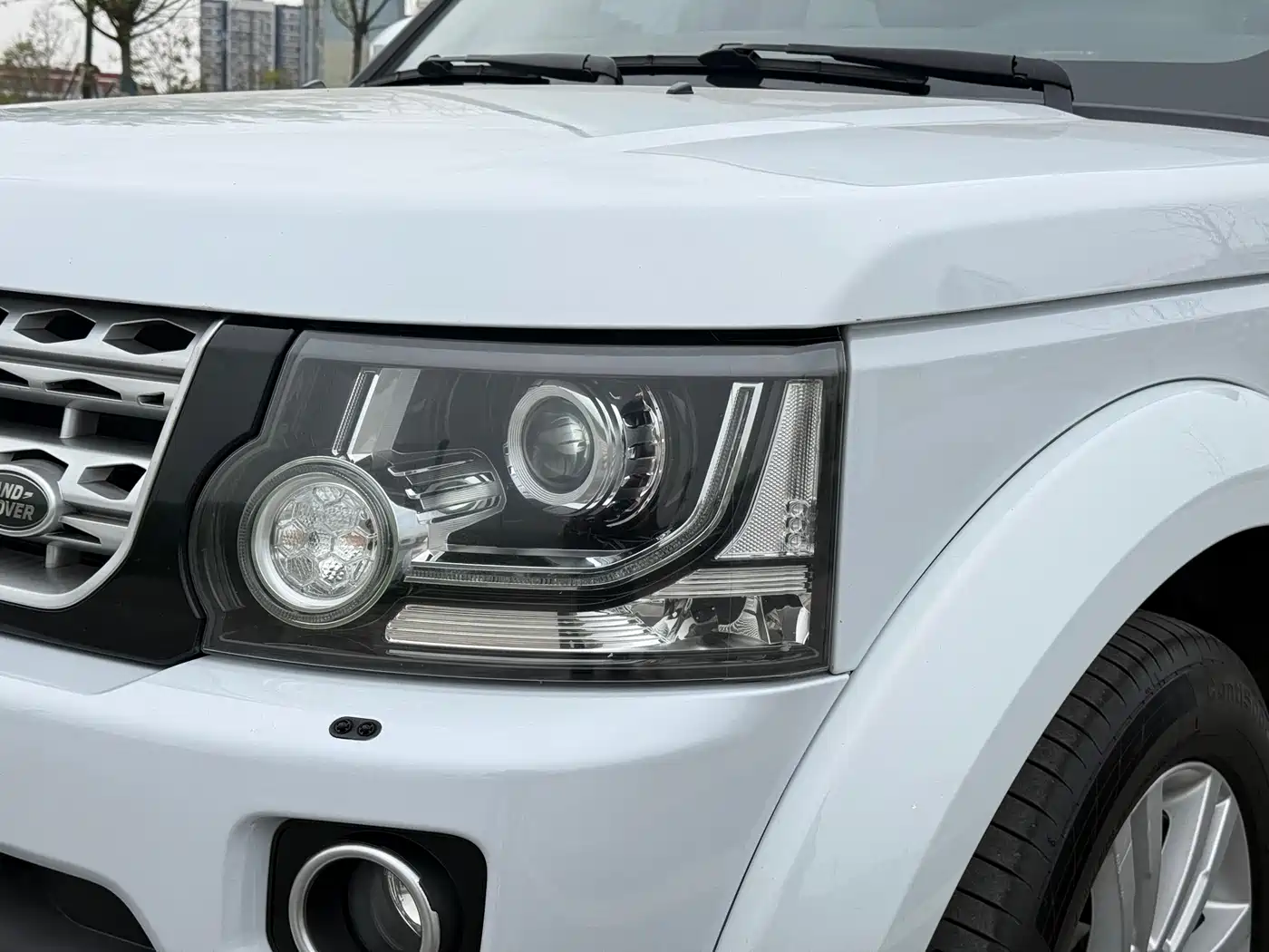 Land Rover Discovery 2016 3.0 SC V6 HSE фото 9