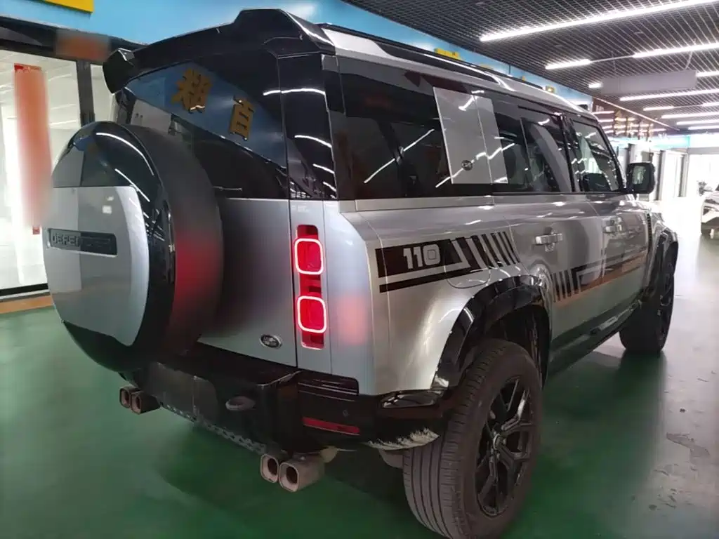 صورة 7 - Land Rover Defender