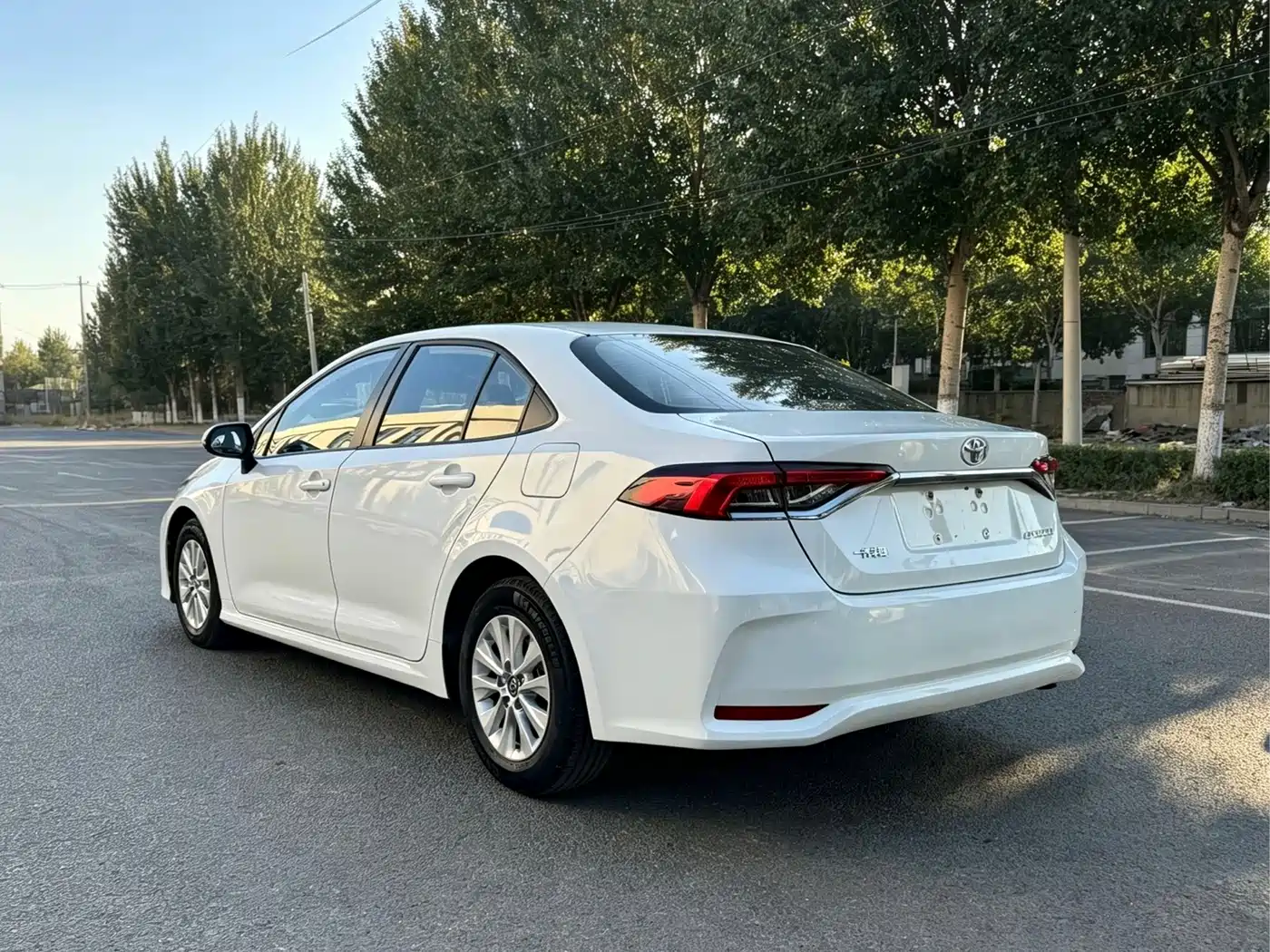 Фото 9 - Toyota Corolla