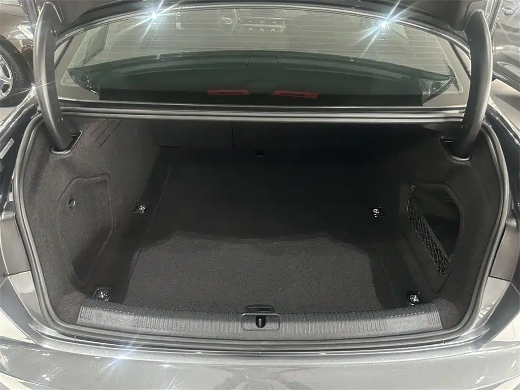 Audi A4L 2019 40 TFSI Progressive (China V) фото 9