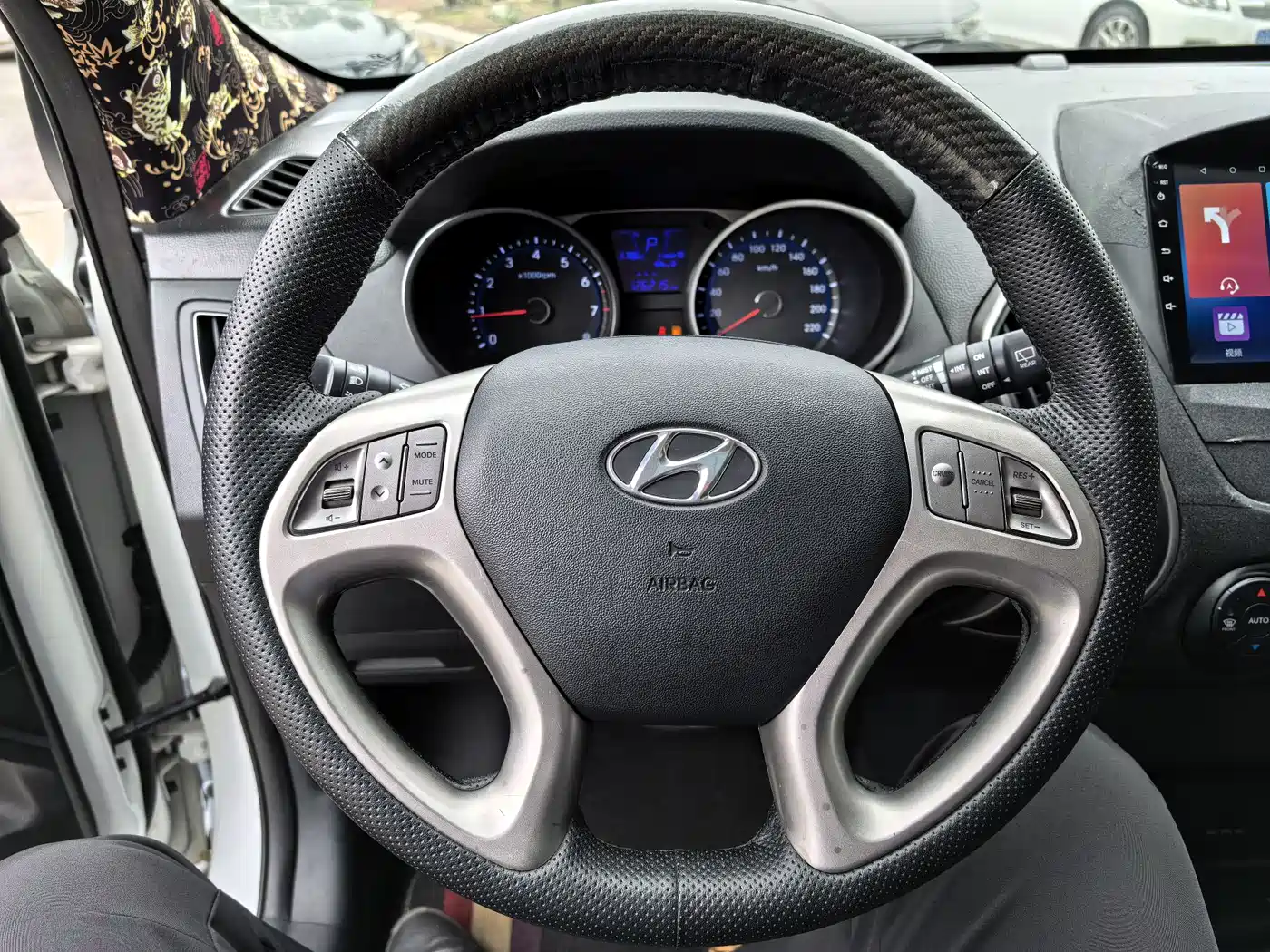 Hyundai Beijing Hyundai ix35 2013 2.0L Auto 2WD Smart GLS China IV фото 10