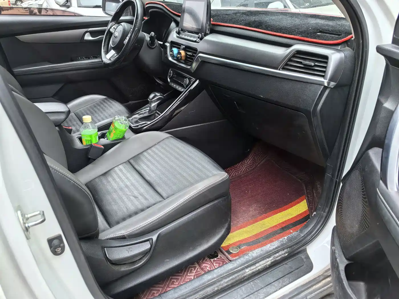 Kia Sportage 2019 2.0L Automatic Smart Luxury Edition фото 10