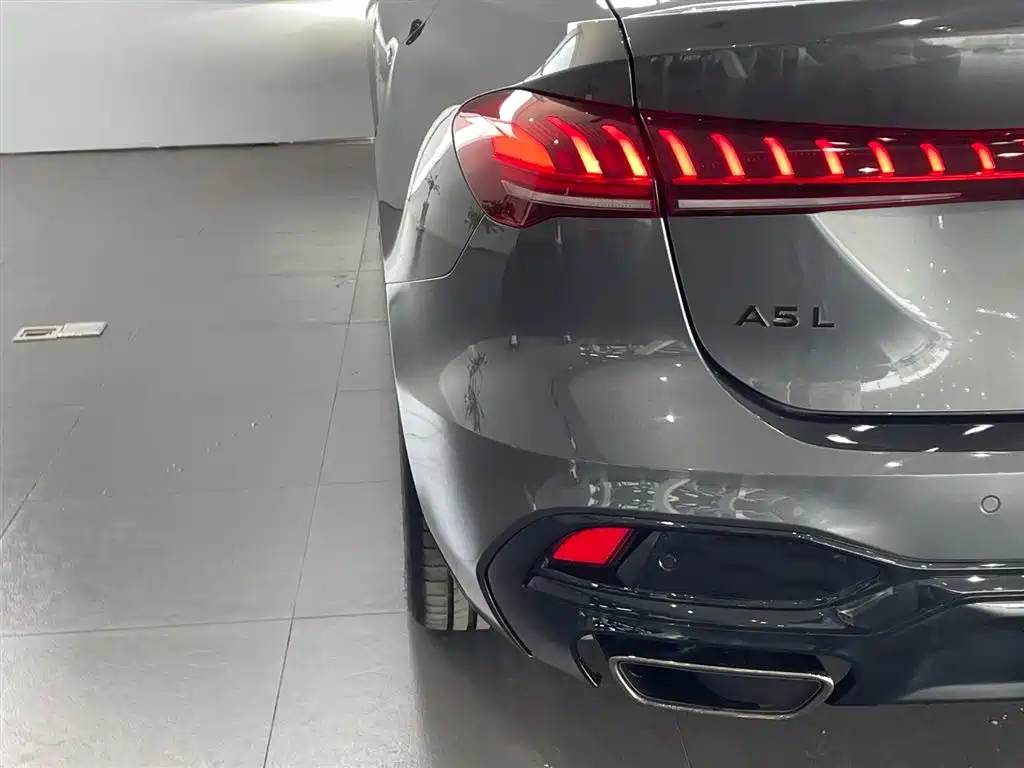 AUDI A5L