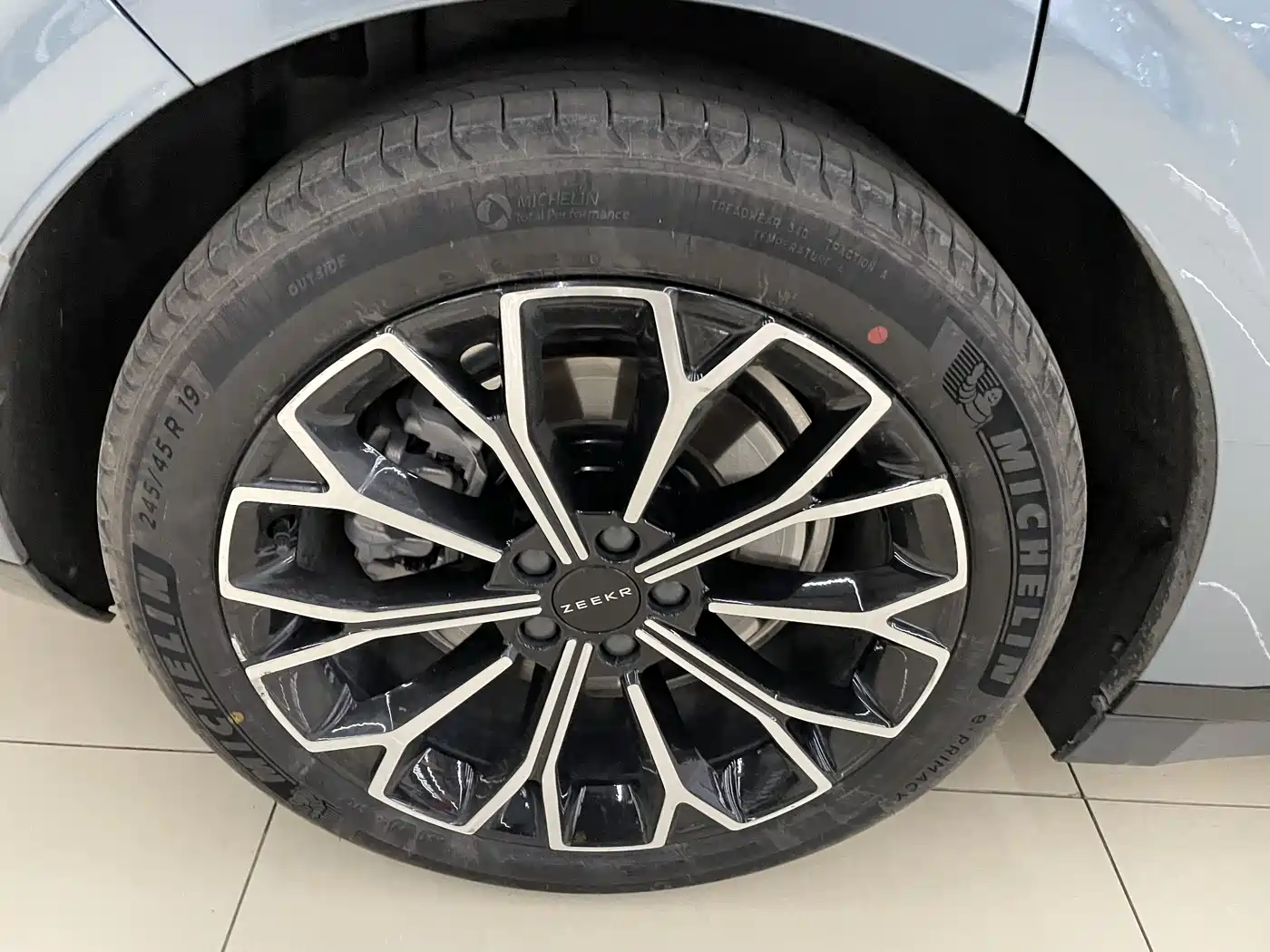 ZEEKR EXTREME KRYPTON 007