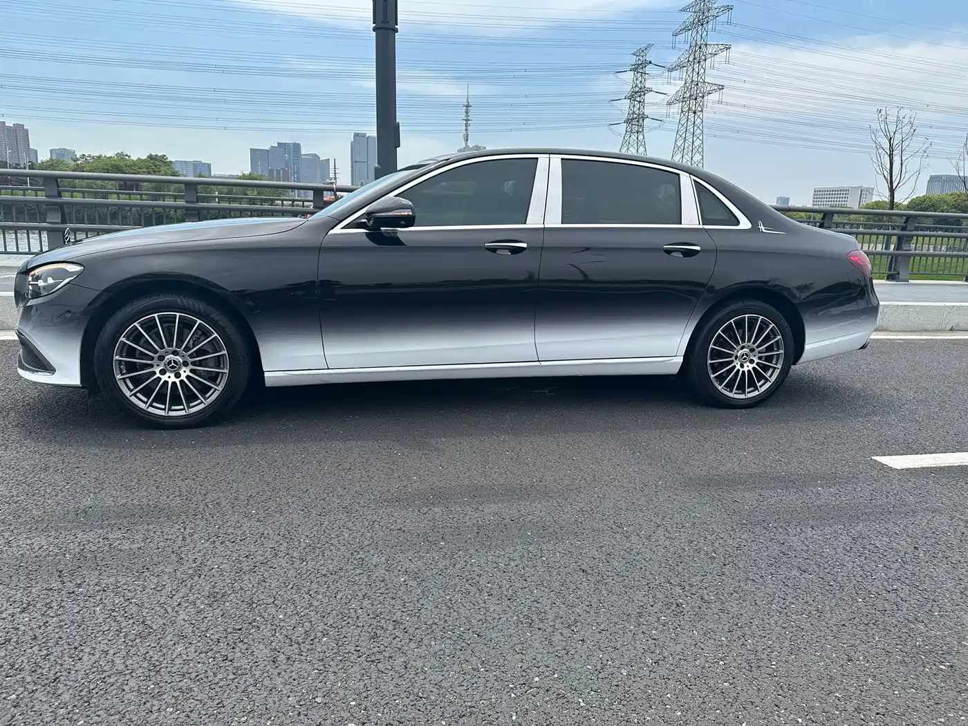 Mercedes-Benz E-Class 2022 E 260 L Sport фото 4