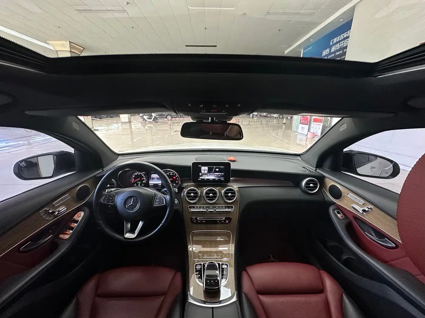 Mercedes-Benz GLC Coupe 2019 2019 GLC 260 4MATIC Coupe SUV