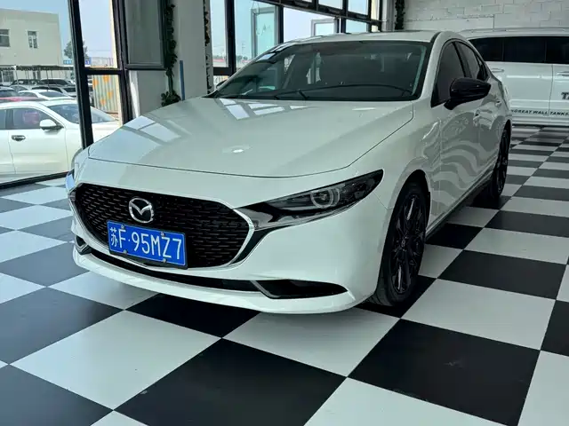 Mazda 3 Axela 2023