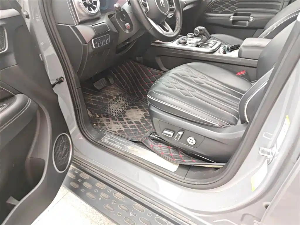 Tank 300 2021 Off-road Edition 2.0T Challenger фото 12