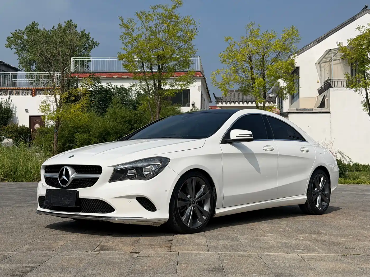 Mercedes-Benz CLA (Import)