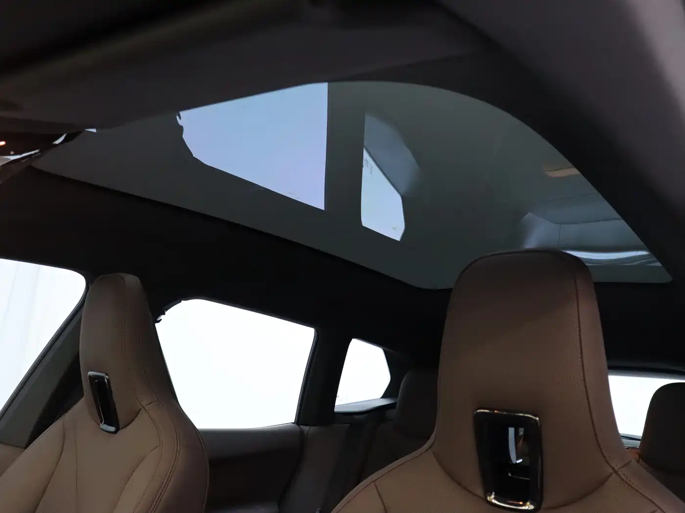 BMW iX 2022 xDrive40 фото 9