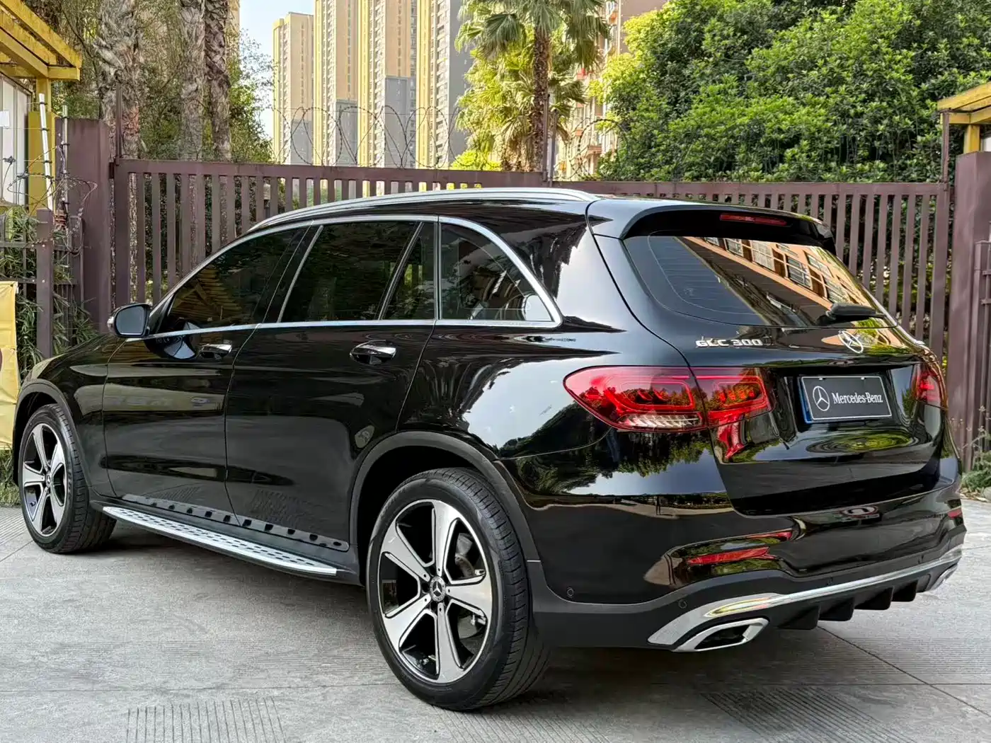 Mercedes-Benz GLC 2020 GLC 300 L 4MATIC Luxury фото 5