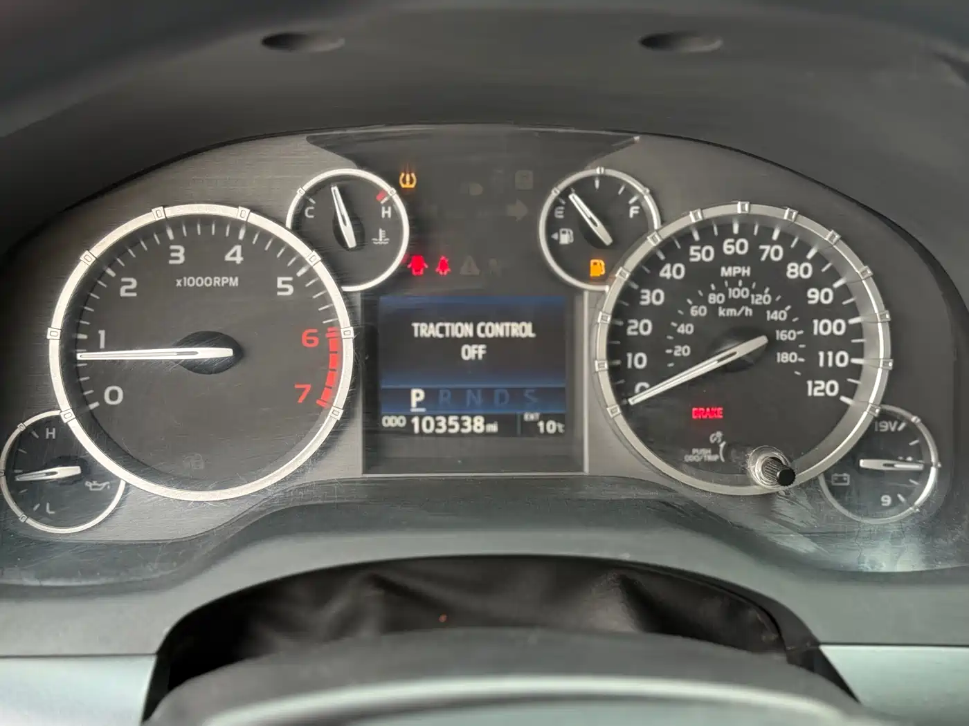 Toyota Tundra 2014 5.7L TRD Pro фото 11