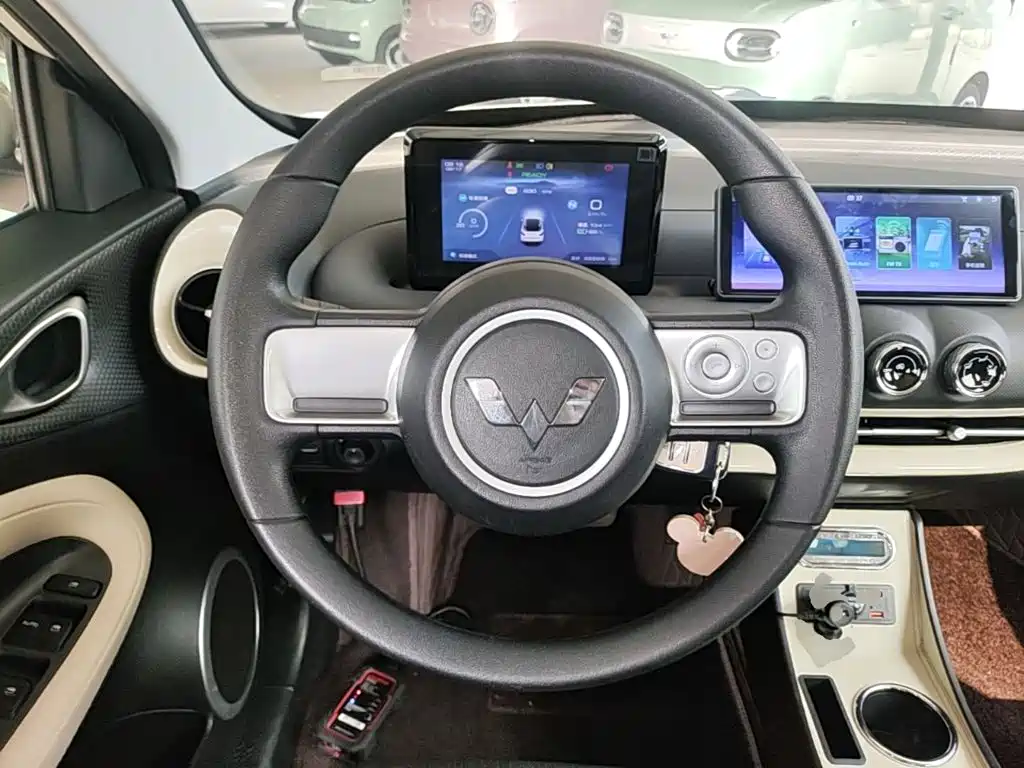 Wuling Motors Wuling Bingo 2023 2023 Model 203km Lite Enjoyment Edition
