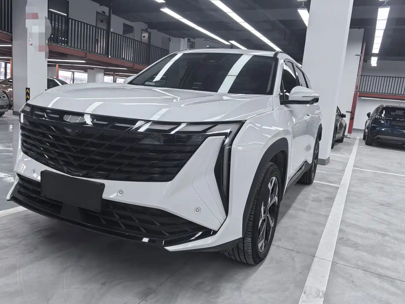 Geely Boyue L 2023 — пригон из Китая