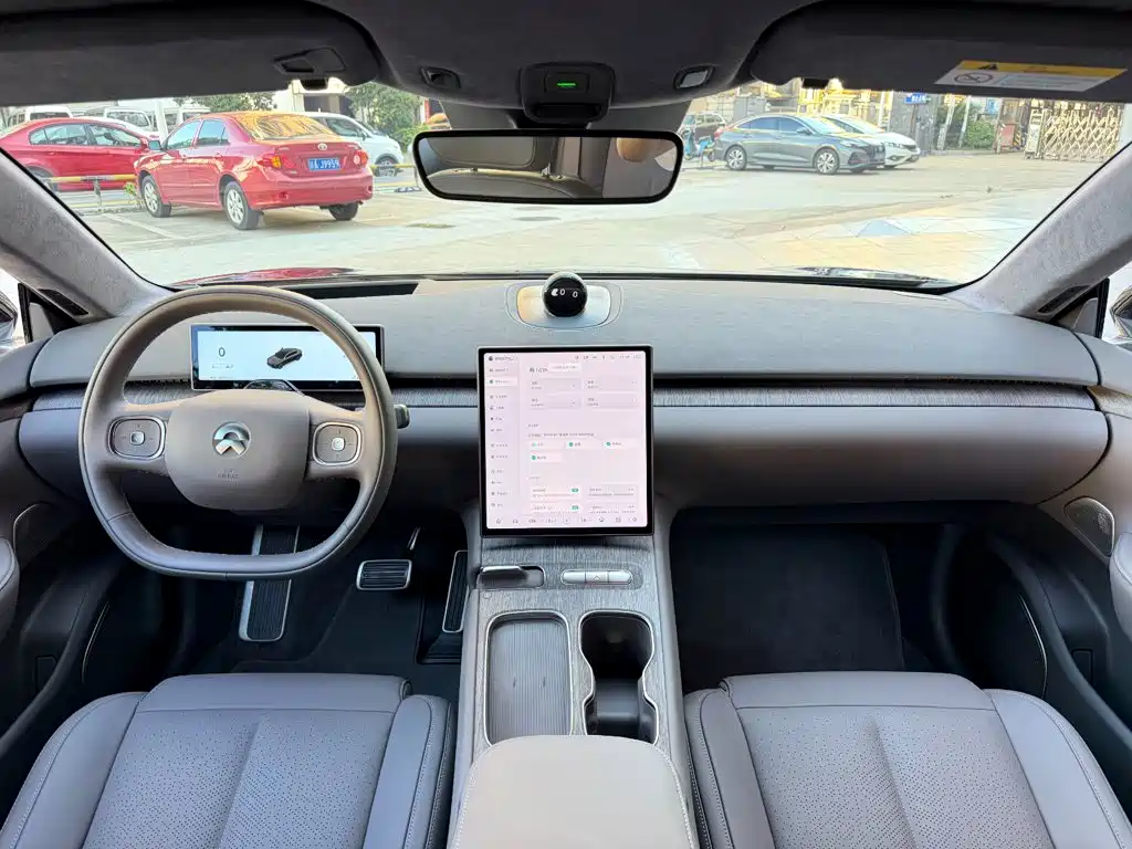 NIO ET7 2025 2024 75kWh Executive Edition