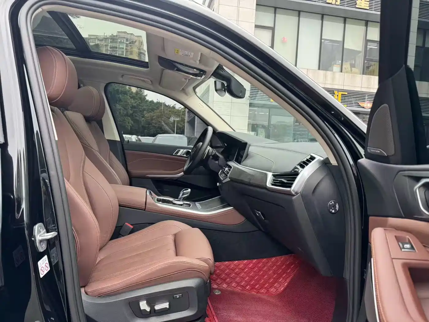 BMW X5 (Import) 2021 xDrive40i M Sport Package фото 3