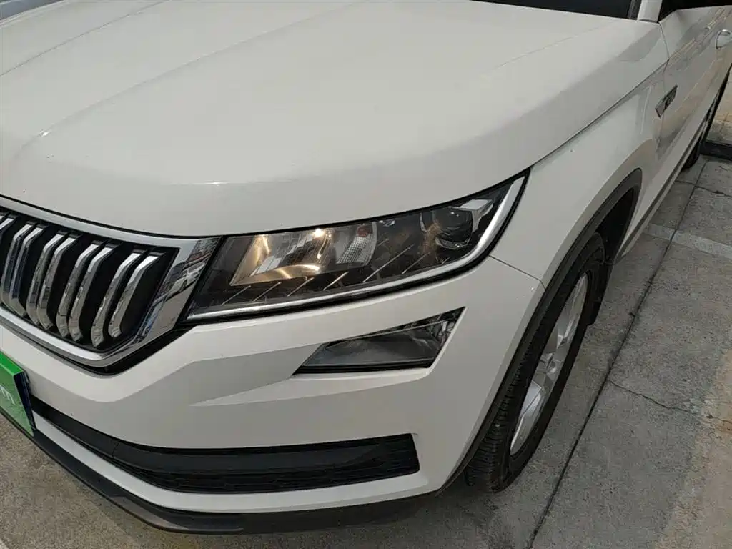Škoda Kodiaq 2017 TSI330 5-seater 2WD Luxury Edition фото 23