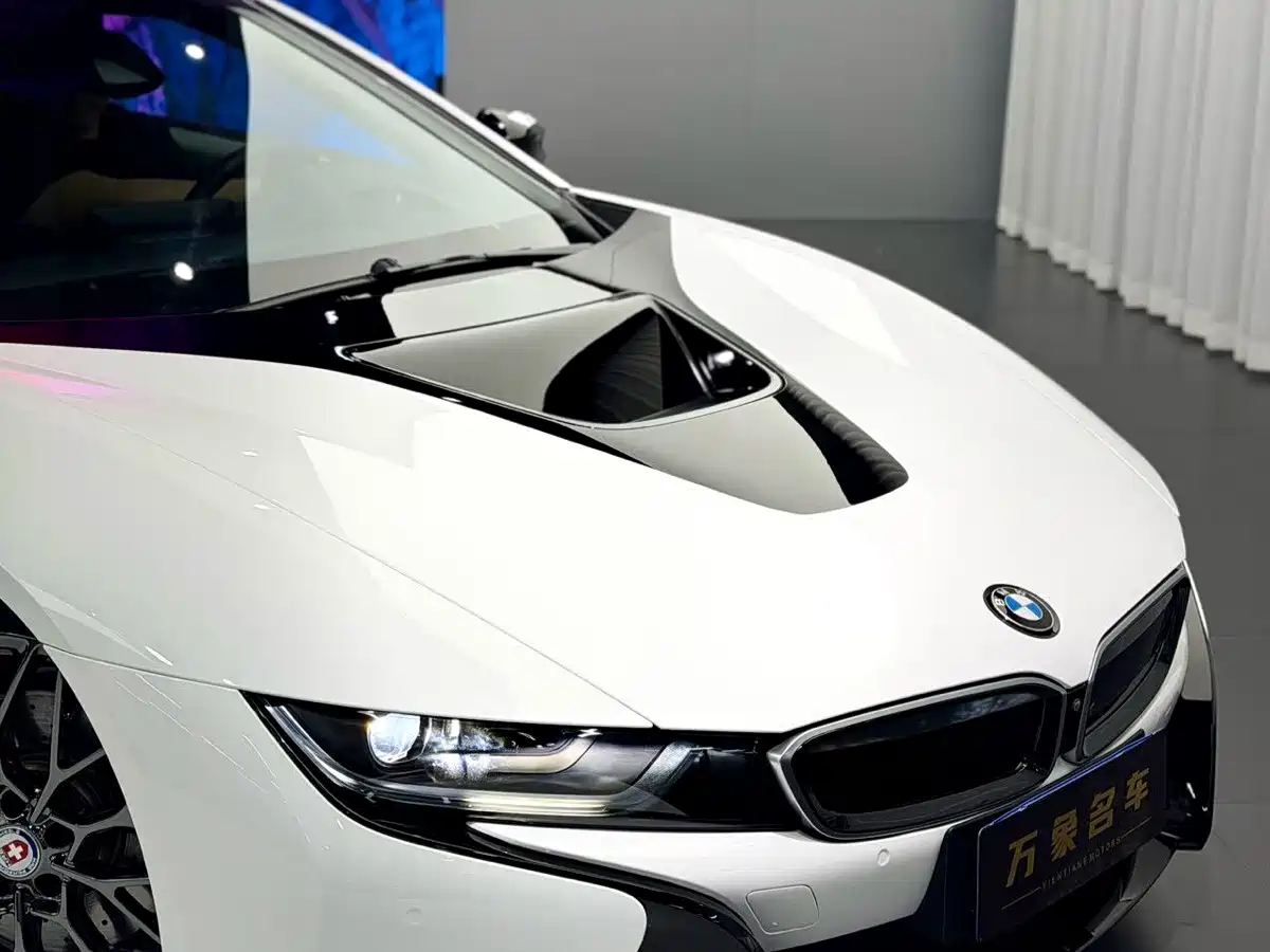 BMW i8 2017 2014 Standard