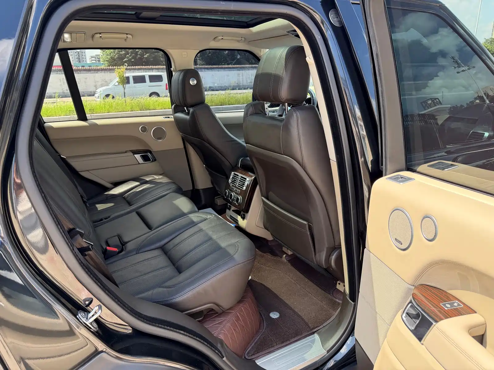 Фото 6 - Land Rover Range Rover