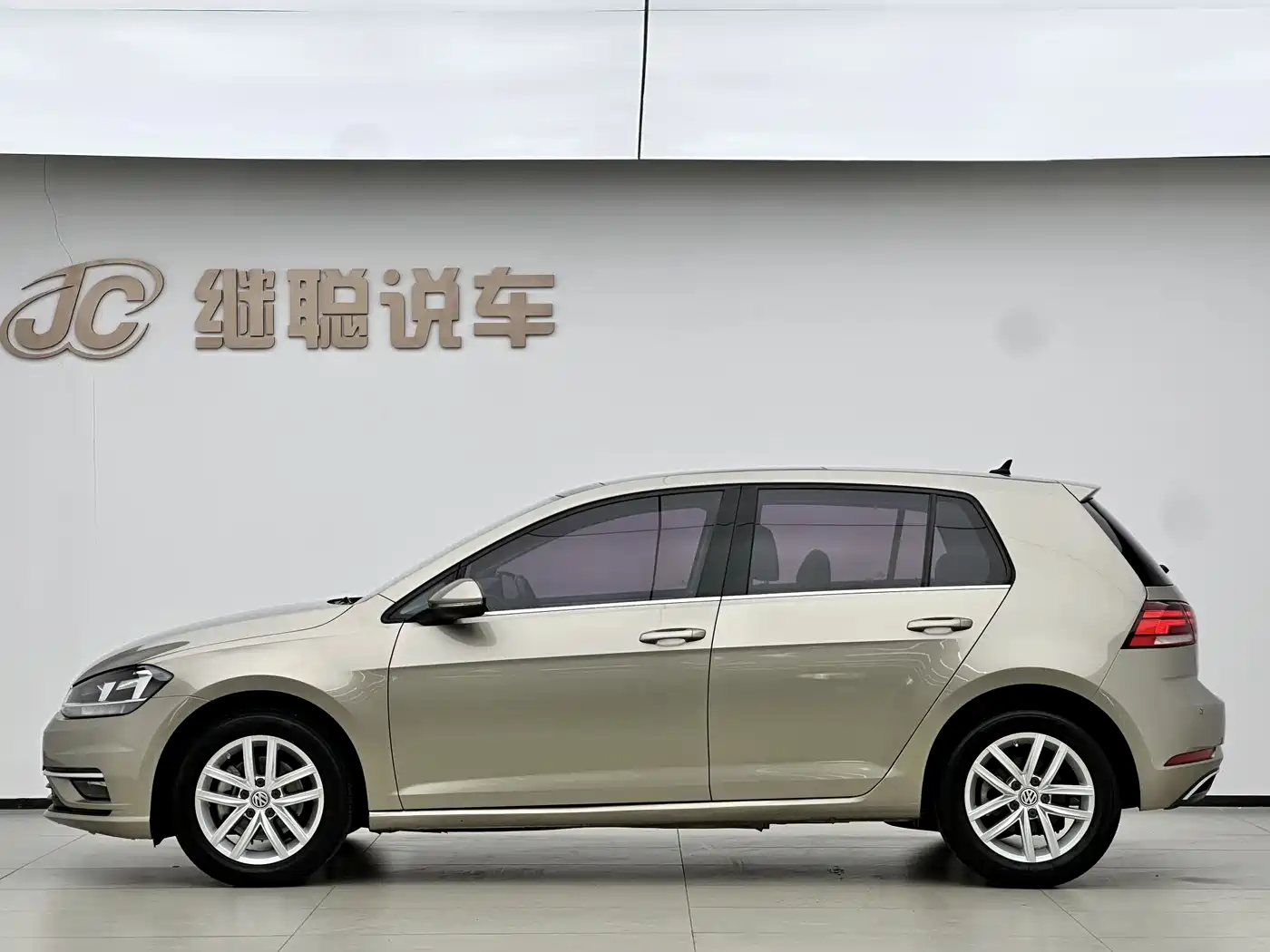 Volkswagen Golf 2019 280TSI DSG Comfort (China V) фото 6