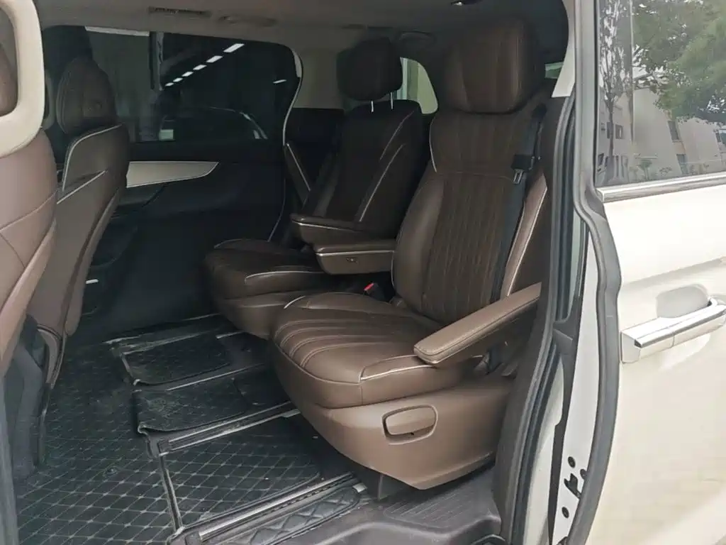 Roewe iMAX8 2024 2023 400TGI Comfort Edition