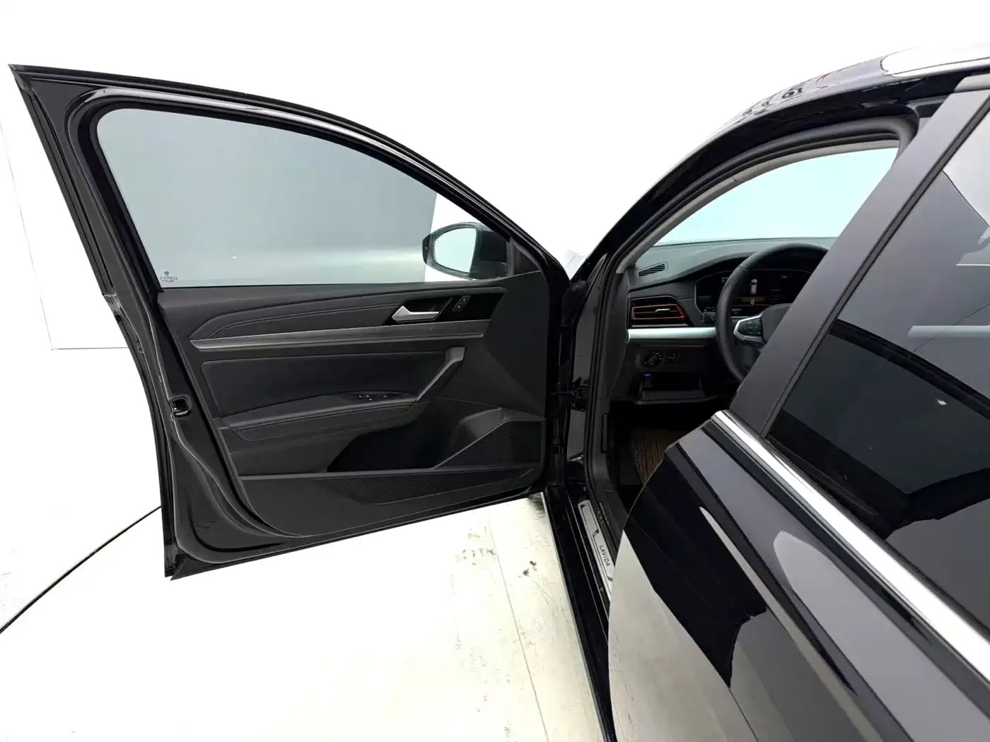 Volkswagen Lavida 2023 280TSI DSG Starlight Comfort Edition фото 21