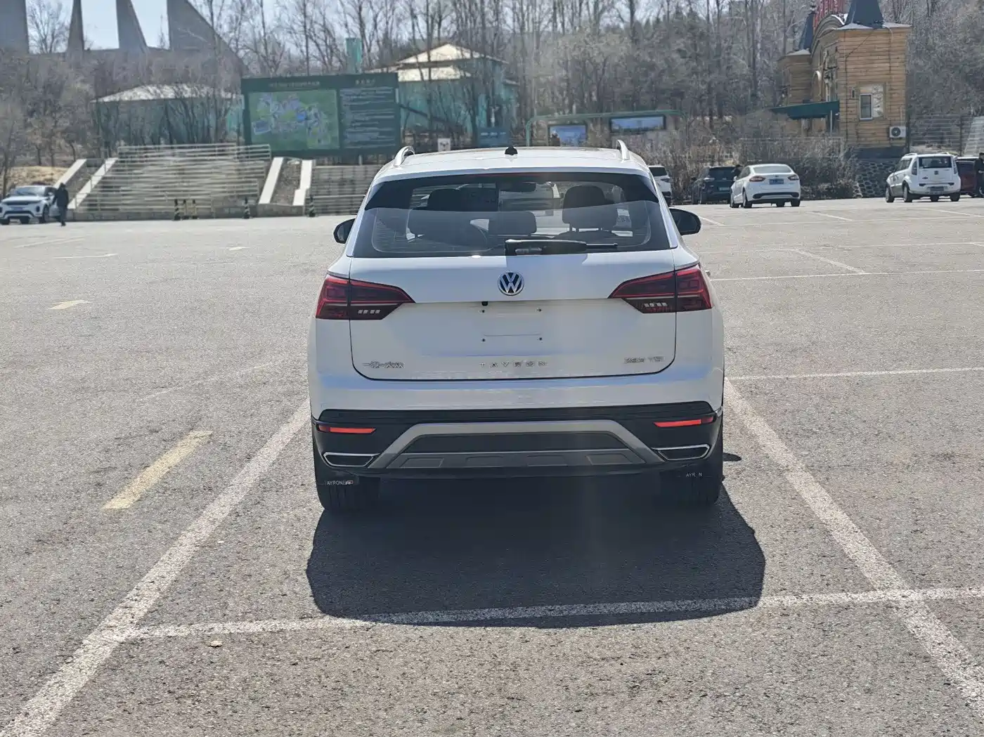 Volkswagen Tayron 2022 280TSI 2WD Luxury Smart Connect Edition фото 5
