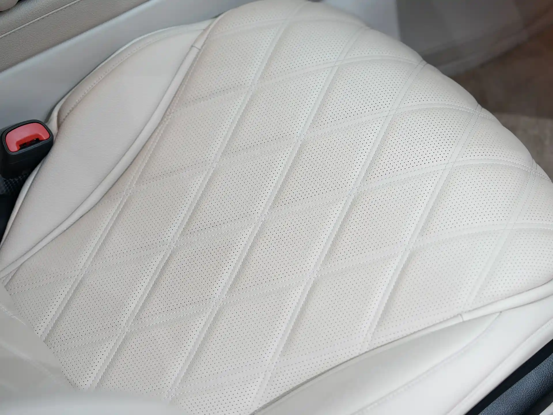 Фото 24 - Mercedes-Benz S-Class