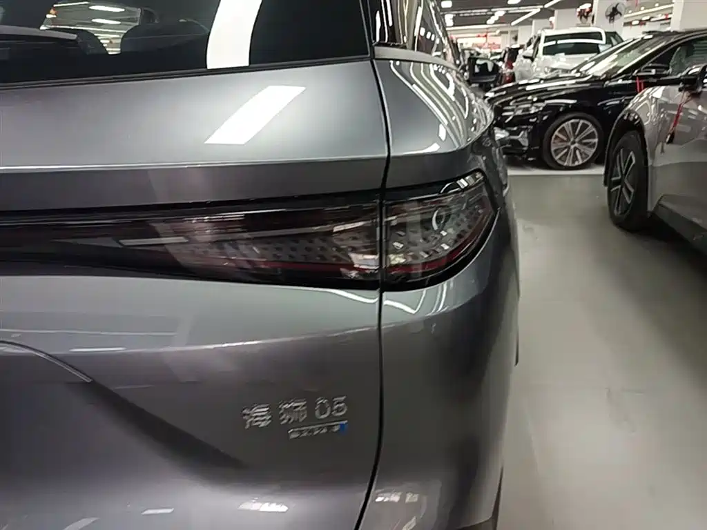 BYD Seal 05 DM-i 2025 DM-i Smart Drive Edition 75KM Premium фото 8