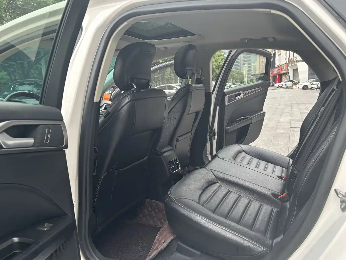 FORD MONDEO