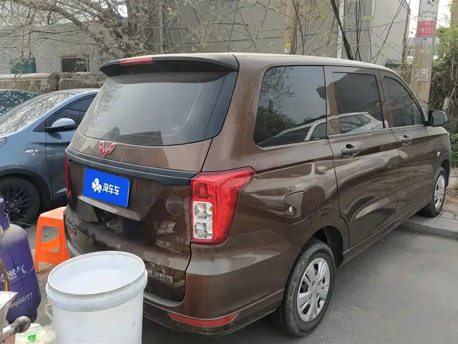  WULING HONGGUANG