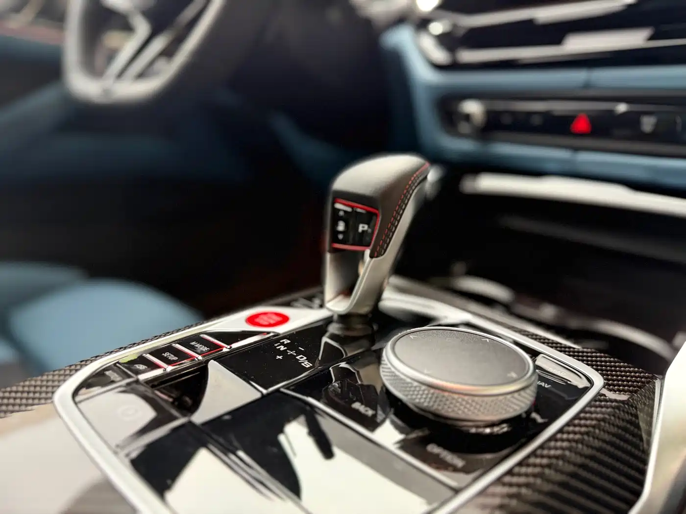 BMW M4 2024 BMW M4 Coupe M xDrive Competition фото 12