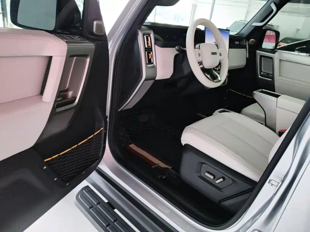 iCAR V23 2025 2025 FWD Premium Model