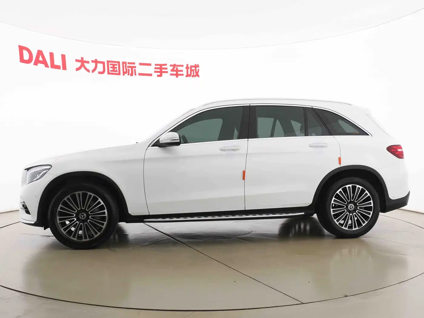 Mercedes-Benz GLC 2019 GLC 260 L 4MATIC Dynamic фото 13