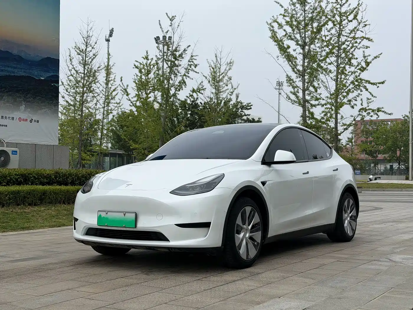 Tesla Model Y 2022 Facelift Rear-Wheel Drive Version