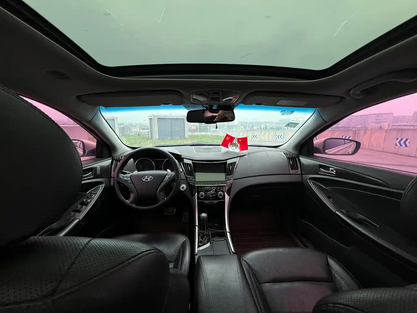 Hyundai Sonata 2011 2.4L Automatic Top Edition фото 5