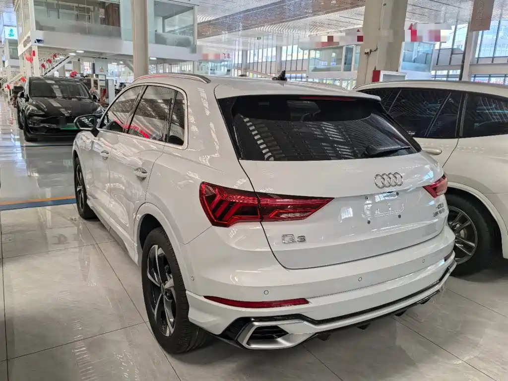 Audi Q3 2025 2025 quattro 45th Anniversary Edition 35TFSI Fashion Dynamic