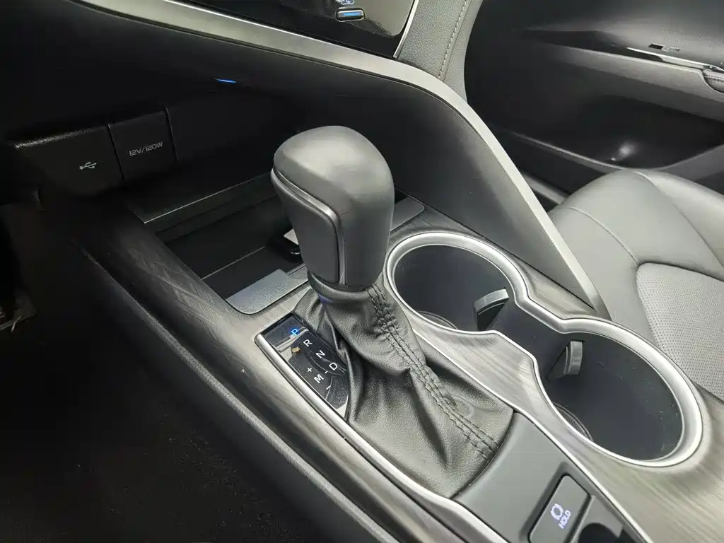 Toyota Camry, миниатюра 13