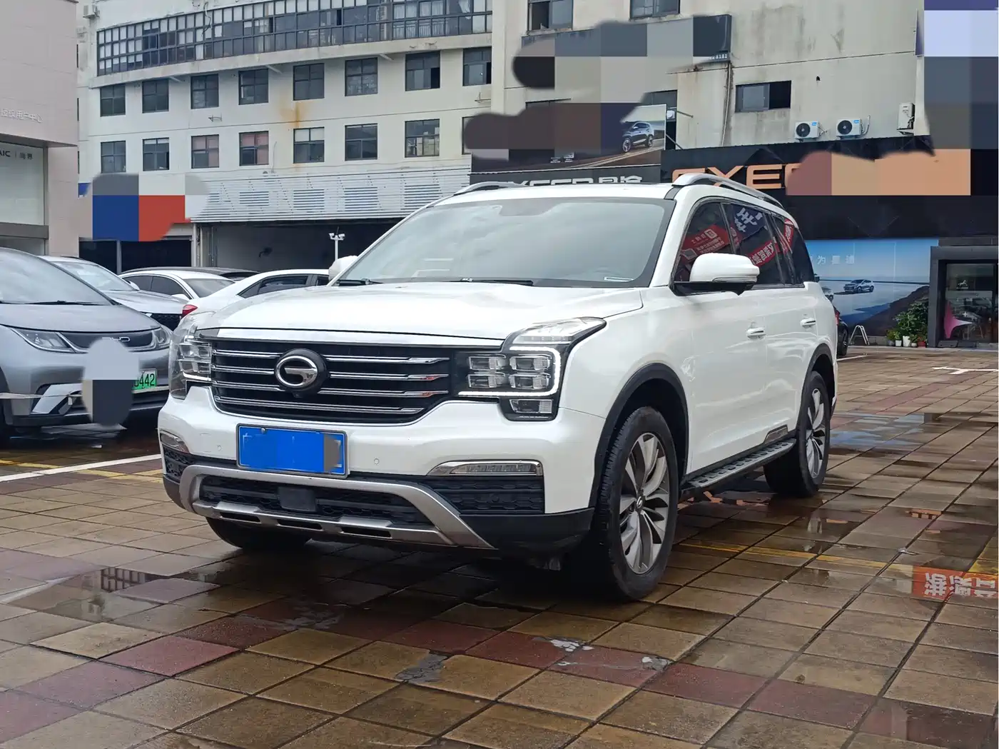 GAC Trumpchi Trumpchi GS8 2017 320T 2WD Luxury Smart Connect (7-seater)