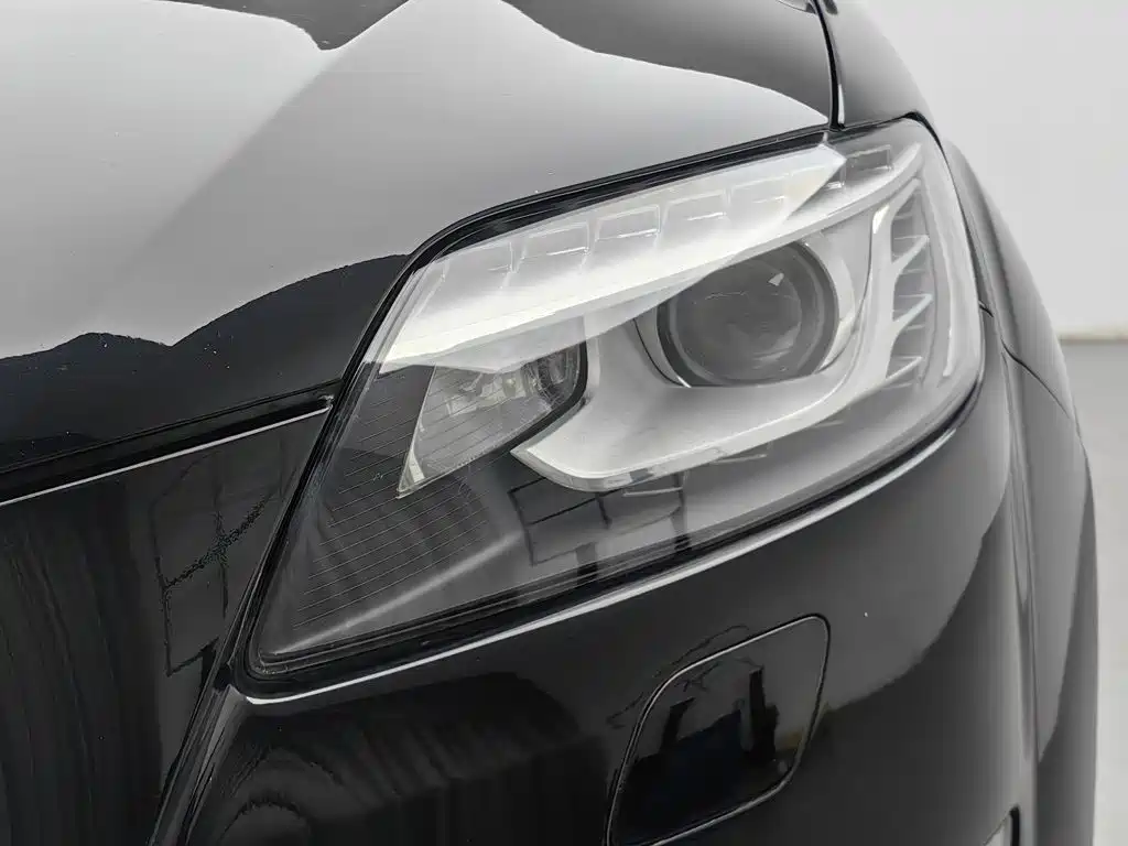Photo 7 - Audi Q7