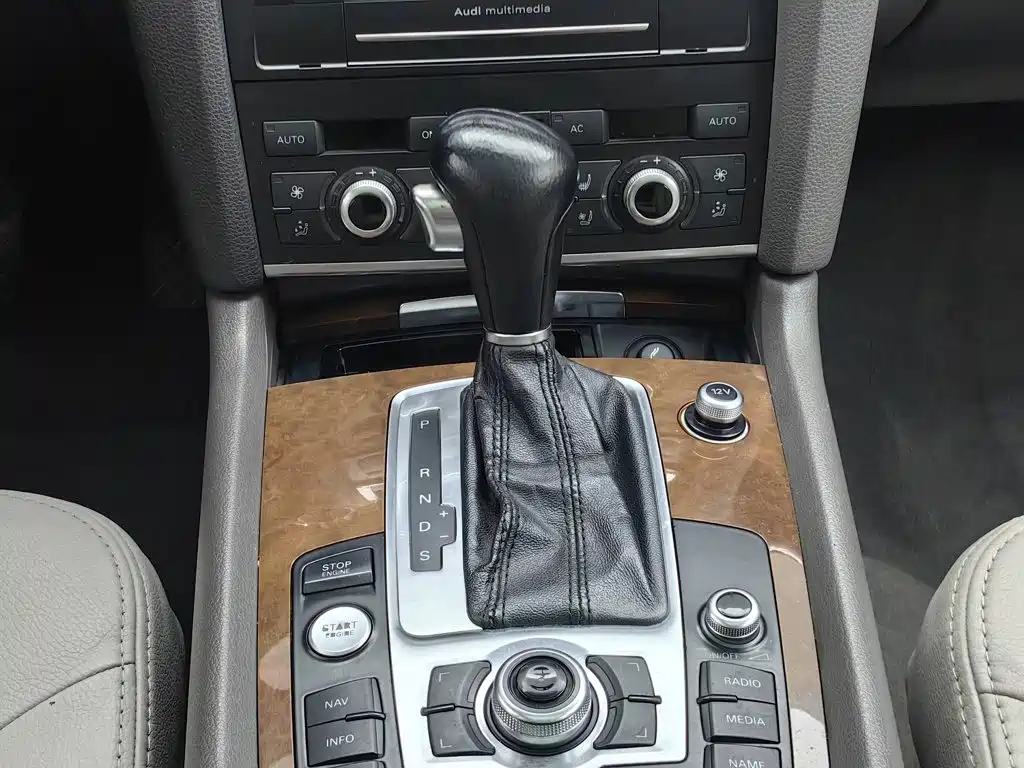 Photo 13 - Audi Q7