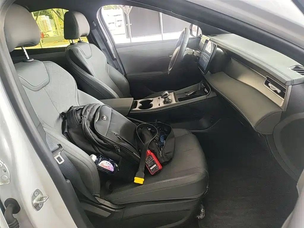 BYD Qin PLUS 2025 DM-i Smart Drive 55KM Leader фото 25