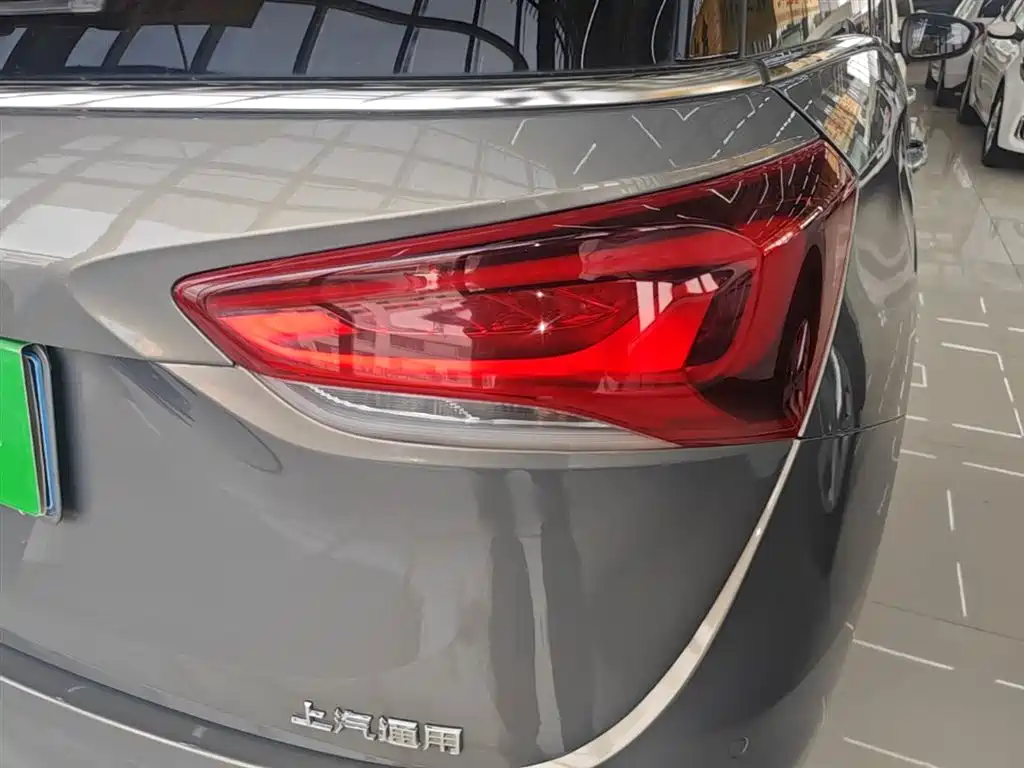 Buick GL6 2019 Model 18T 6-Seater Connected Luxury Version China V фото 8