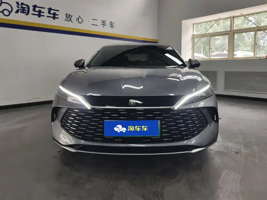 BYD Qin L 2025 DM-i Smart Drive Edition 80KM Leading фото 2