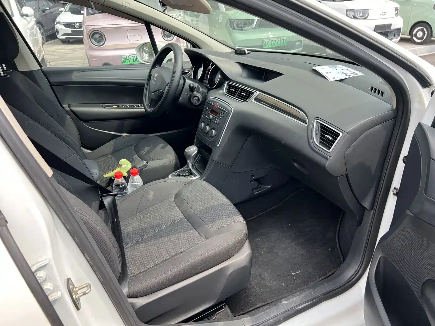 Peugeot 308 2016 2014 Model Joy Edition Classic 1.6L Automatic Superior Style