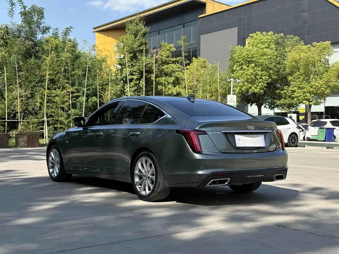 Cadillac CT5 2024 2023 28T Luxury Style (Standard Edition)