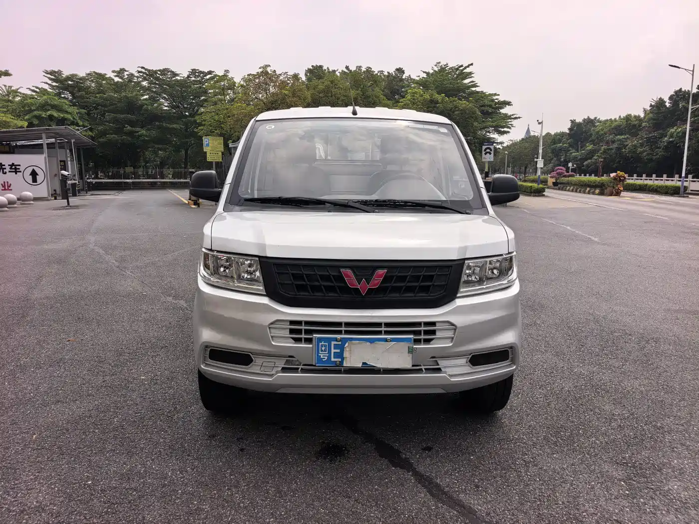 Wuling Motors Wuling Rongguang New Truck 2021 2019 1.8L Single Row LJ479QE2