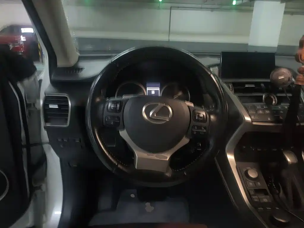 Lexus NX 2015 2015 300h AWD F SPORT