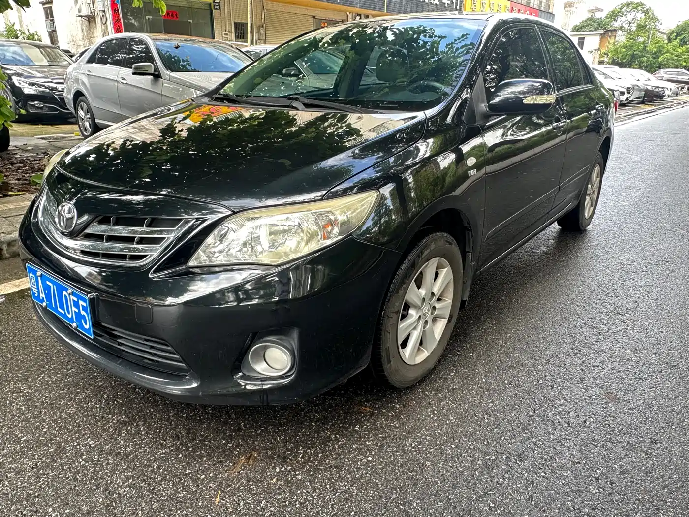 Фото 1 - Toyota Corolla